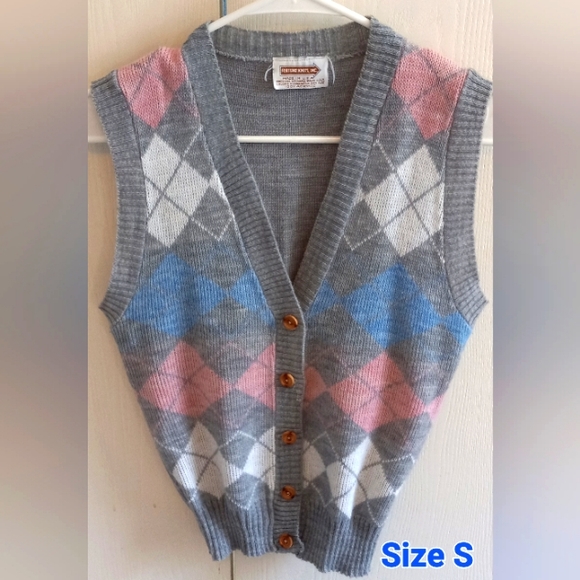 Sweater vest - Picture 1 of 1